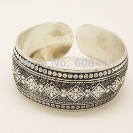 Tibetan Silver Tribal Fashion Bracelet 